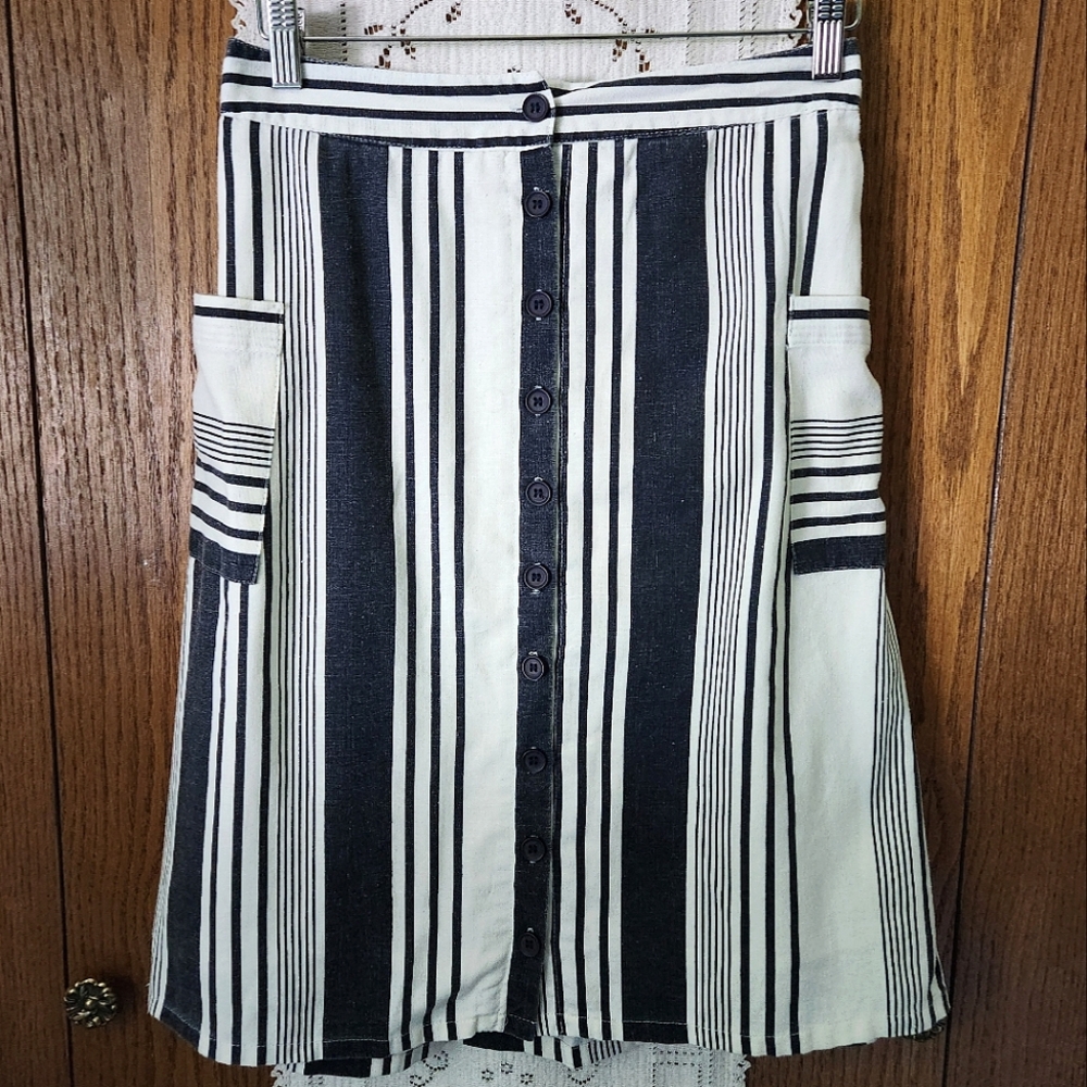 Mo:vint Button Front Striped Linen-Blend Skirt